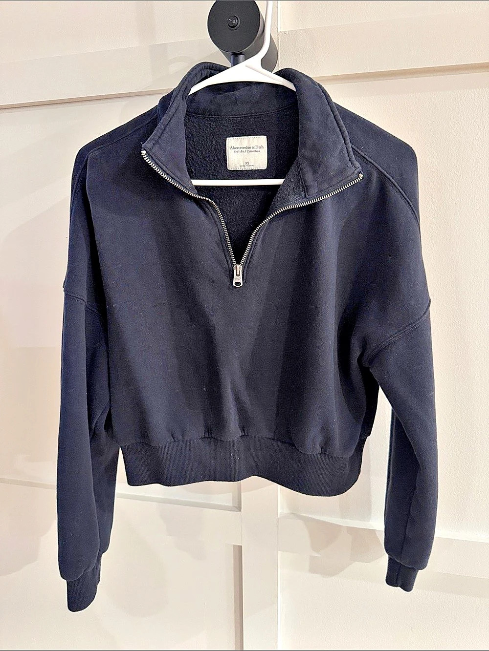 Abercrombie & Fitch Soft A&F Collection Half-Zip Cropped Sweatshirt Black XS